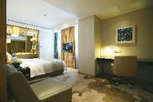 Xingqing Qu Hotel | Experience Excellence at Yinchuan Xifujing Hotel