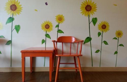 Datong House | Ying Shih Guest House: Family-Friendly with Breakfast & Kitchen