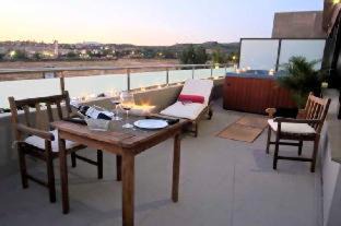 Peligros Hotel | Discover YIT Conquista de Granada: 4-Star Family Retreat