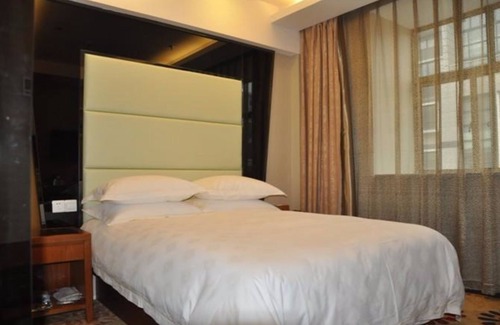 Yiwu Hotel | Discover Yiwu Rui Feng Hotel: Family-Friendly & Cozy Stay