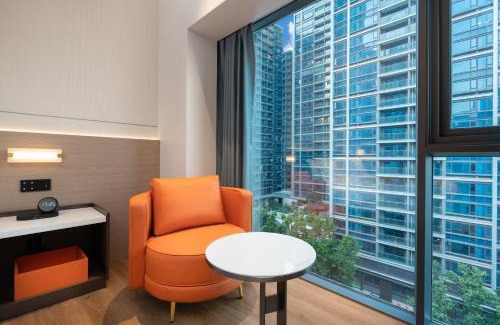 Liwan Hotel | Discover Yizhi Hotel Near Chenjiaxuan Subway Station