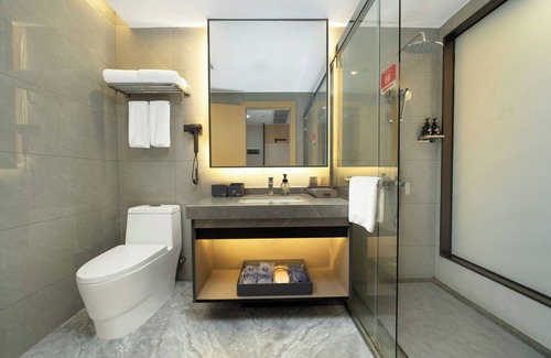 Huadu Hotel | Yizhi X Hotel - Guangzhou Baiyun Airport