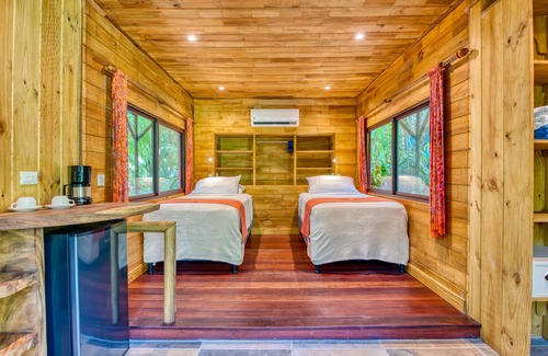 Montezuma Resort | Idyllic Ylang Ylang Beach Resort with Pool and Spa