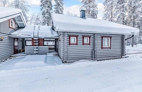 Akaslompolo House | Relaxing Retreat at Ylläksen Tunturihonkamaja 5 with Spa