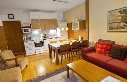 Yllas House | Relaxing Ylläs Chalets A508 with Lake Views & Spa