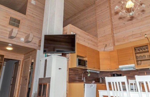 Yllas House | Top-Rated Ylläs-eeli Green House with Lake View & Spa