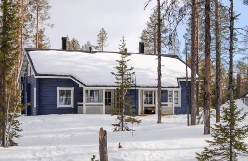Yllas House | Ylläs Mustikka B: Relax by the Lake with Spa Amenities