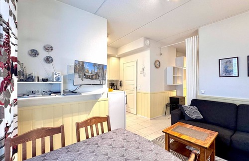 Akaslompolo House | Discover Yllästar 2 as 302: Lake View with Spa & Kitchen