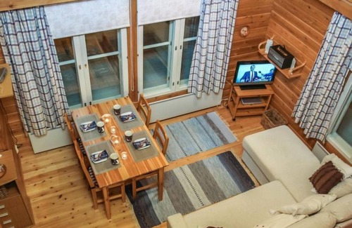 Yllasjarvi House | Yllästokka 7 by Interhome: Lake View & Spa Retreat