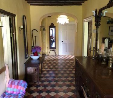 Pont-ar-gothi Bed & Breakfast | Discover Ynyswen Bed & Breakfast - Rated 9.5/10 by Guests