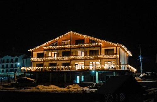 Polyanytsya Hotel | Discover Yo Hotel: Pet-Friendly Retreat with Breakfast & High Ratings