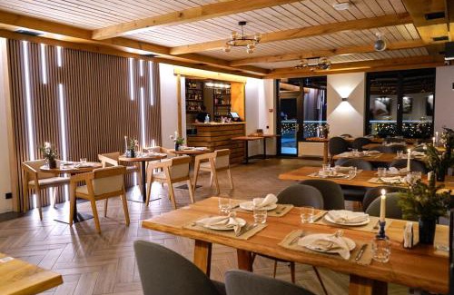 Polyanytsya Hotel | Discover Yo Hotel: Pet-Friendly Retreat with Breakfast & High Ratings