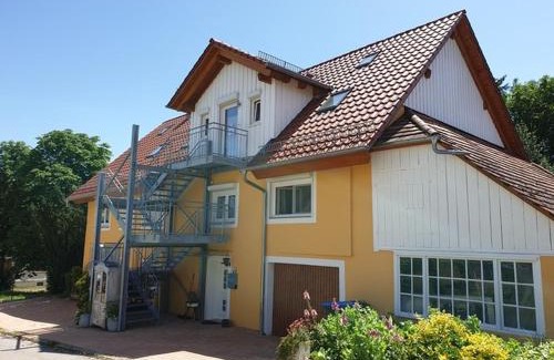 Engen Apartment | Family-Friendly Stay at Yogahaus Prasaad - 8.3/10 Rated