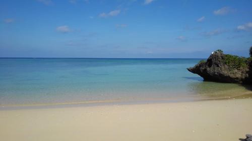 Ishigaki House | Discover YOISAMA Sunset Beach House: 10/10 Oceanfront Retreat