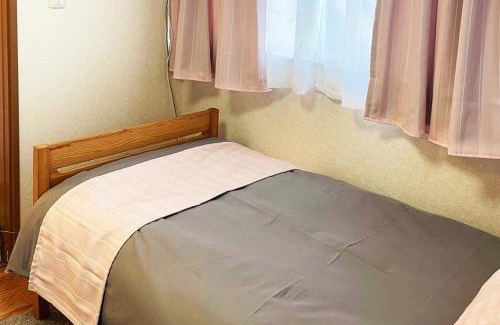 Minami Ward Apartment | Top-Rated Yokohama Ivy 101: Family-Friendly Retreat