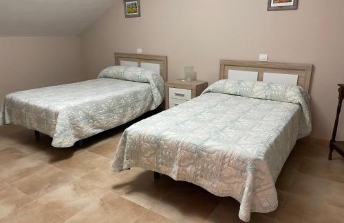 Medina del Campo Apartment | Family-Friendly Retreat at YOLANDA Y EDU 2º - Rated 8.9/10