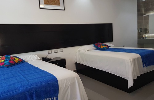 Tuxtla Chico Hotel | Discover Yolonam Inn: Family-Friendly Getaway with Spa