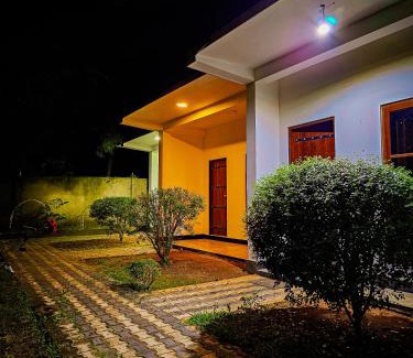 Udawalawa Hotel | Guest Rated 10/10: Yoma Wild Hotel with Family Amenities