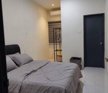 Kuala Kangsar House | Family-Friendly Yong Guesthouse with Exceptional Reviews 8.9
