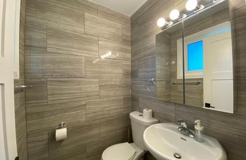Newtonbrook House | Modern Private Room Near Yonge and Finch Subway Station