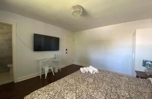 Newtonbrook House | Modern Private Room Near Yonge and Finch Subway Station