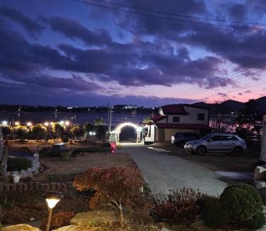 Wando Other | Yonghyun's House: Eco-Friendly Retreat with Ocean View
