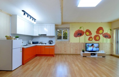 Yongin House | Eco-Friendly Yongin Ever Home Pension with Family Amenities