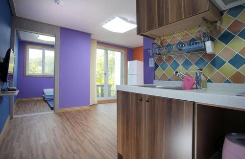 Yongin House | Eco-Friendly Yongin Everleeum Pension with Pool & Breakfast