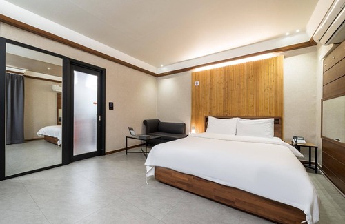 Giheung-gu Hotel | Eco-Friendly Yongin Singal Sky: Guest Rated 10/10 Stay