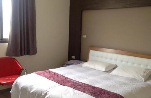 Shuitou Village House | Cozy Yongyong Home and Breakfast: Family-Friendly Stay
