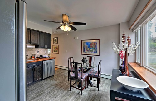 Getty Square Apartment | Bright Apartment with Balcony & Spa ~ 9/10 Guest Rated