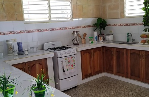 Cienfuegos House | Ocean View Retreat at Yorka y René: Guest Rated 8.4/10