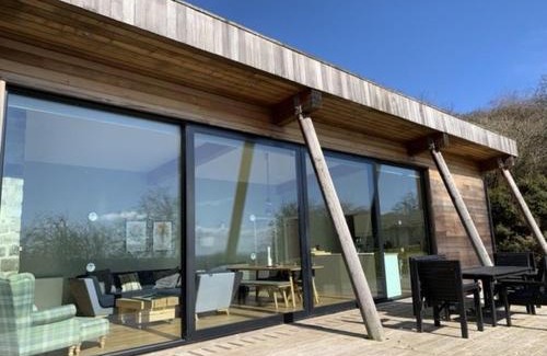 Richmond House | Experience Yorkshire Dales Lodge 17 with Family-Friendly Perks