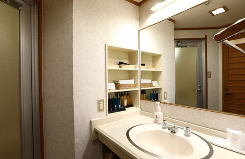 Yudanaka Shibu Onsen House | Yorozuya: Guest Rated 9.4 with Spa and Family-Friendly Amenities