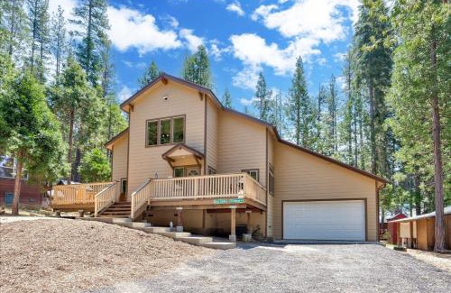 North Wawona House | Discover Updated Yosemite Base Camp with Family-Friendly Amenities