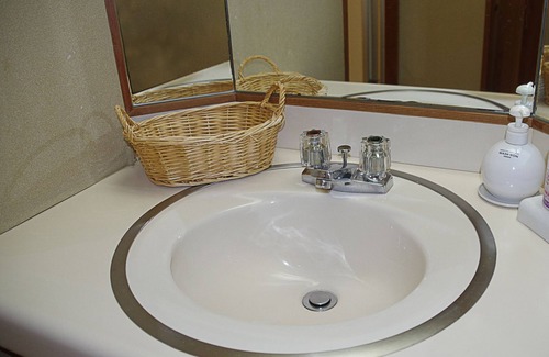 Fukushima House | Relax at Yoshikawaya: Pool, Spa & Family-Friendly Stay