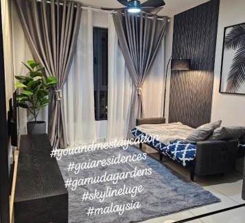 Rawang Apartment | Ideal You And Me Staycation: Family-Friendly with Pool Access
