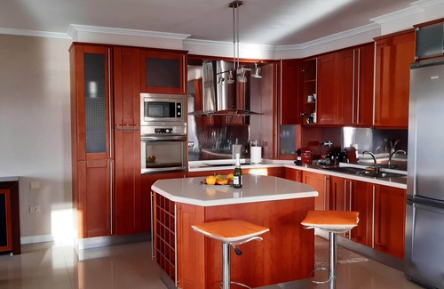 Tabaiba Apartment | Discover Ocean Views: 2-Bedroom Apartment in Tabaiba