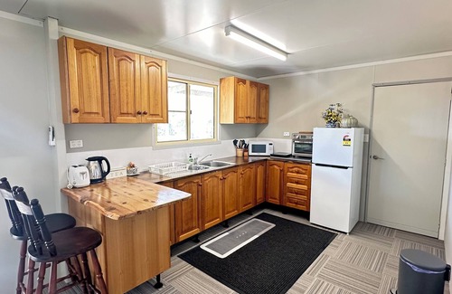Yowah House | You home away from home in friendly Yowah Qld home of the famous Yowah nut opal.