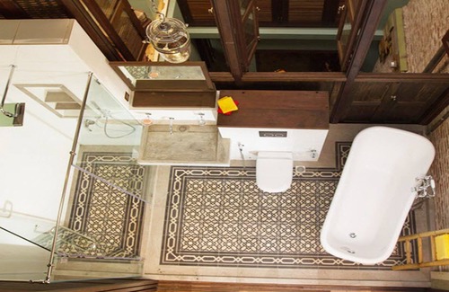 Historic George Town Bed & Breakfast | Discover You Le Yuen: Family-Friendly Retreat with Dining