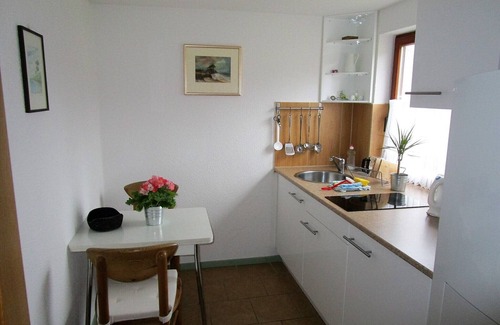 Ostseebad Prerow Apartment | Quiet Retreat in Prerow with Pool and Family Amenities