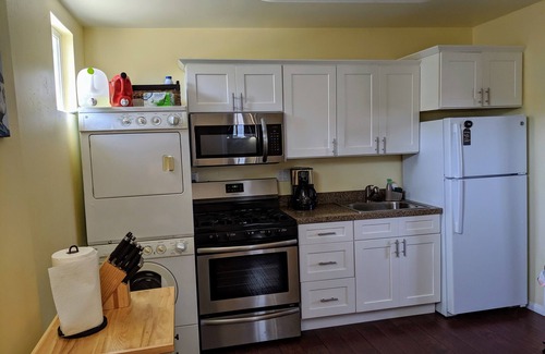 Ocean Beach Cottage | Discover the Casita in Ocean Beach: Steps to Santa Cruz Cove