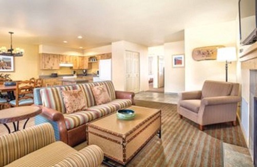 Klamath Falls Resort | Endless Comfort Awaits: Guest Rated 10/10 with Amazing Amenities
