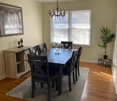 Huntsville House | Unforgettable Stay Awaits at Our Family-Friendly Retreat