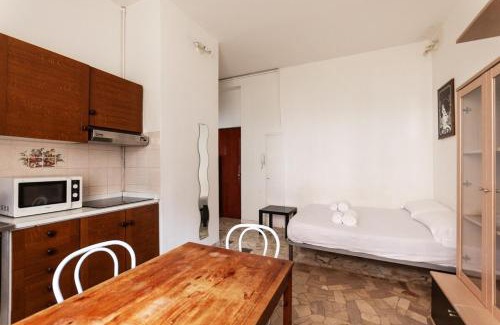 San Vittore Apartment | Youhosty - Cattolica University Studio