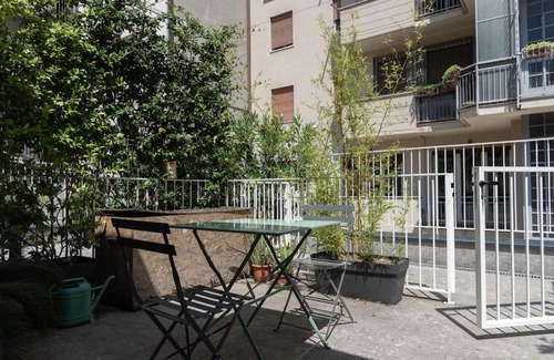 Central Station Apartment | Guest Rated 10/10 at Youhosty - Doria24 for Your Stay