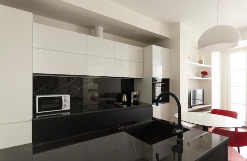 Carrobbio Apartment | Charming Youhosty Medici 5: Family-Friendly Retreat