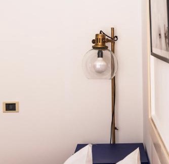 Borgonuovo Apartment | Youhosty - Montenapoleone Noble Flat