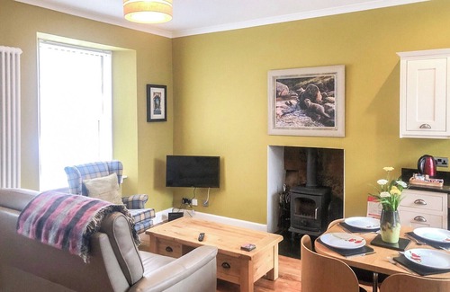 Gilmerton Cottage | Spacious Cottage with Oceanfront Views – Guest Rated 10/10