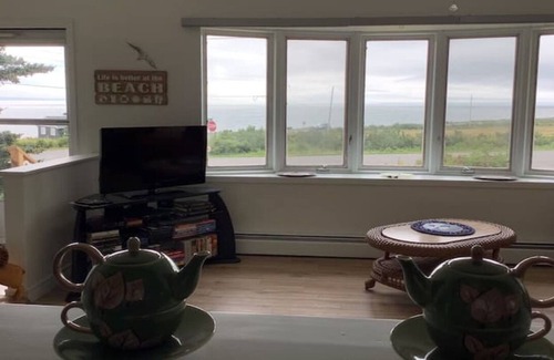 Scots Bay Cottage | Your adventure begins at Driftwood & Wild Roses Cottage, Scot’s Bay, Nova Scotia